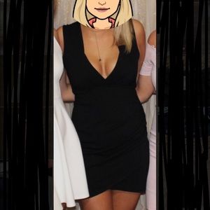 Black Lulu’s dress